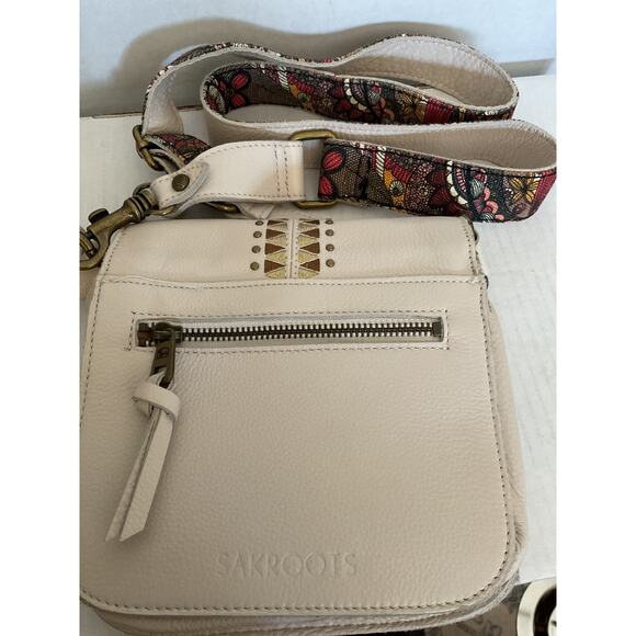 Sakroots - Seni - Small Leather Camera Bag w/Stud and Embroidered Detail - Cream